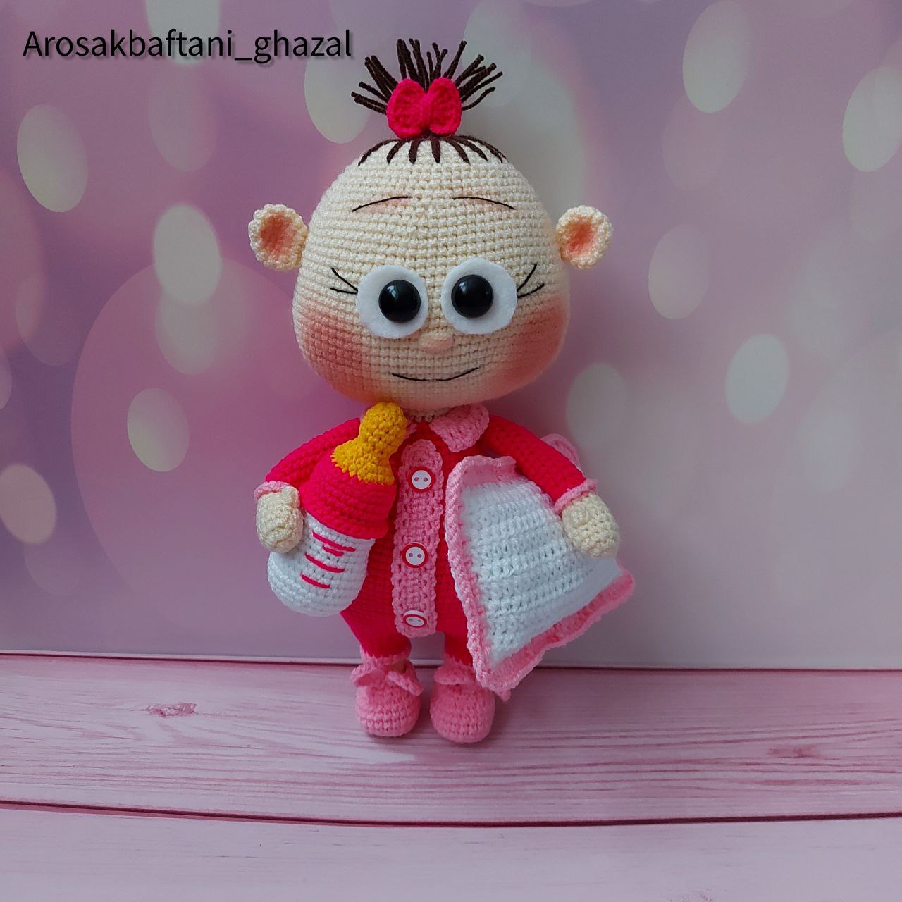 عروسک دستبافت بانمک